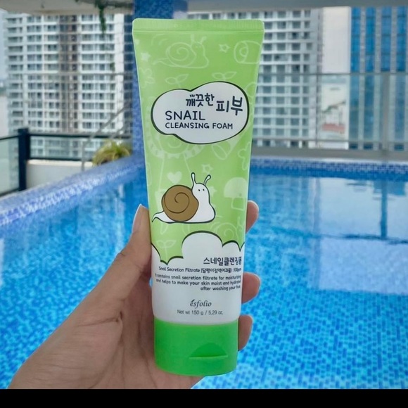 ESFOLIO Snails Cleansing Form 150g - Picture 7 of 7